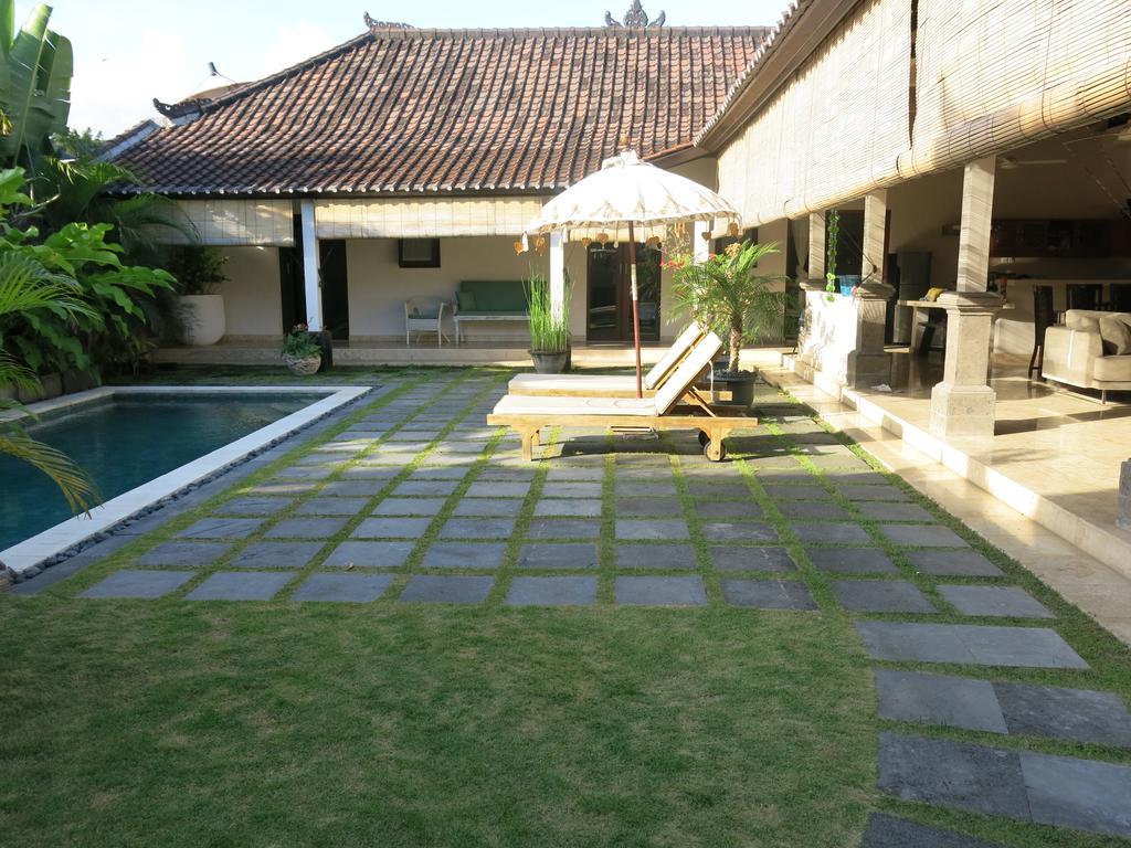 Villa Te Kawau Seminyak  Ruang foto
